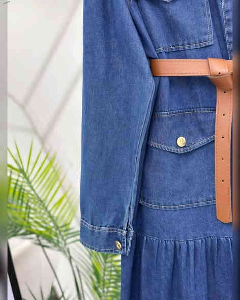 فستان جينز انيق كوالتي عالي 
سعر 15  الف 
قياس 48/46/44/42/40/38/
الحجز واتساب ***********
