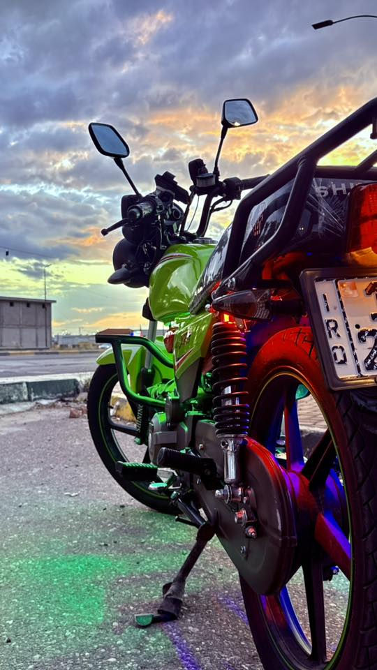 السلام عليكم دراجه ٢٠٢٣
مرقمه وجاهزه للشغل 
دراجه مفوله 
بشرط ما مفتوحه 
المكينه مثل الساعه 
مزوده لايتات ال ا يدي 
+اضويه ليليه  ال ايدي 
السعر ٢٠٠٠٠٠٠ 

 وبي مجال للطيبين  للاستفسار ***********
