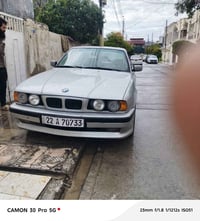 بي إم دبليو ٥٢٥ • ١٩٩٠ • رقم اربيل