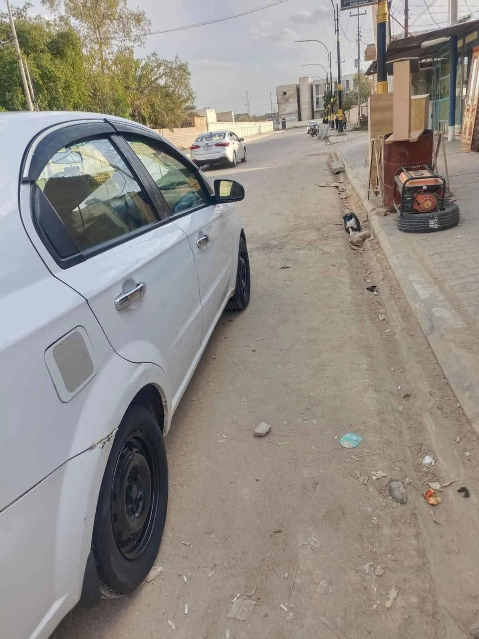 السلام عليكم
للبيع او مراوس حسب القناعه 
افيو موديل 13 
حادثها باب السائق نفسيته مصلح 
مكينه 1600 كير اوتوماتيك 
السعر 67 وبيها مجال بسيط 
هـ *********** اتصل او ادخل خاص وتدلل
