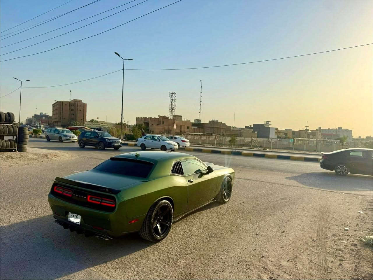 تشالينجر 2021
سوبر تراك باك اللون زيتوني
المحرك GT3.600
2 ويل فول عدا الفتحة
ماشية 45 
حادثها سرقة بجم
تخم تاير جديد
التايرات الخلفية تو سايز 315
الويل 20
كير مكينة التبريد مكفول
شاشة كبيرة كار بلاي
كراسي جلد كهرباء حار وبارد
شفتات ستيرن
مكاني بغداد 
*********** واتساب بغداد, العراق
