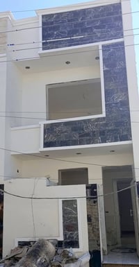 للبيع مشتمل 50م طابق ونص الخطيب شارع خوله للاستفسار 07814653980