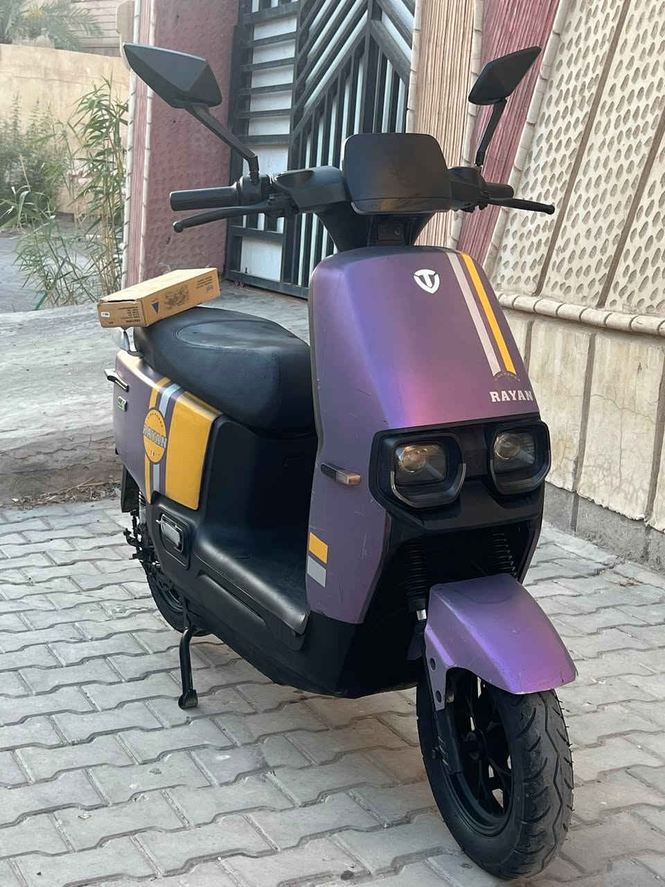 دراجه شحن ريان ام عيون كفاله دراجه نضيفه موديل 25 الشحنه الوحده اطول ثلث ايام تمشيك اكثر من 80 كيلو 🤎 البصرة مشراك القديم 🤎 السعر 575  
***********

