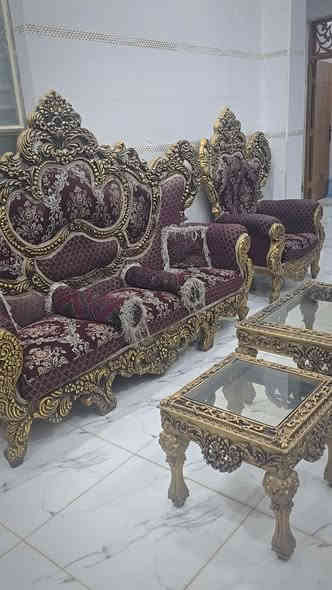 سلام عليكم تخم ملكي هوه طبلاته ٥٥٠ بي مجال شراي ينتصل على رقم ***********
