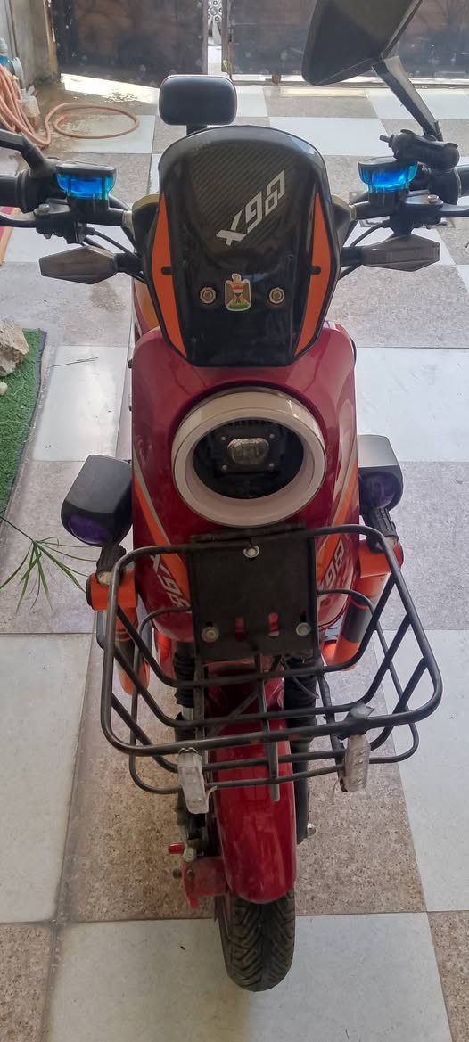 للبيع اخو الجديد بس الباتري مو منتهي بس أكلك منتهي للبيع قفل400 وسعر الباتري 100 الف جديد


**إذا كنت صاحب هذا الإعلان وتريد حذفه لأي سبب، رجاءا أرسل رسالة إلى الدعم الفني**