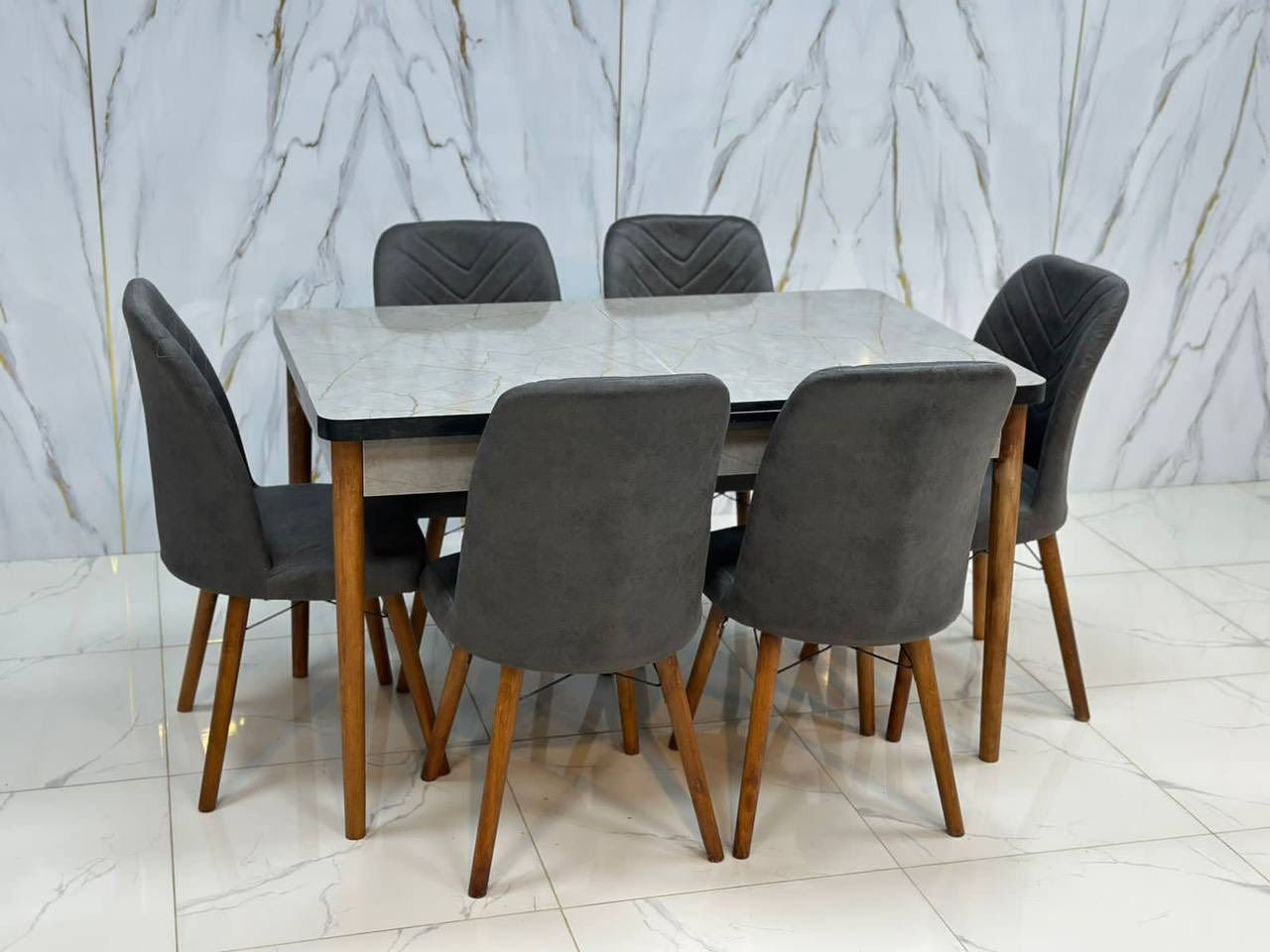 ميز طعام خشب تركي
السعر 210 الف   يتكبر ويتصغر سلايد توصيل بغداد 5 محافظات حسب البعد للحجز خاص


**إذا كنت صاحب هذا الإعلان وتريد حذفه لأي سبب، رجاءا أرسل رسالة إلى الدعم الفني**