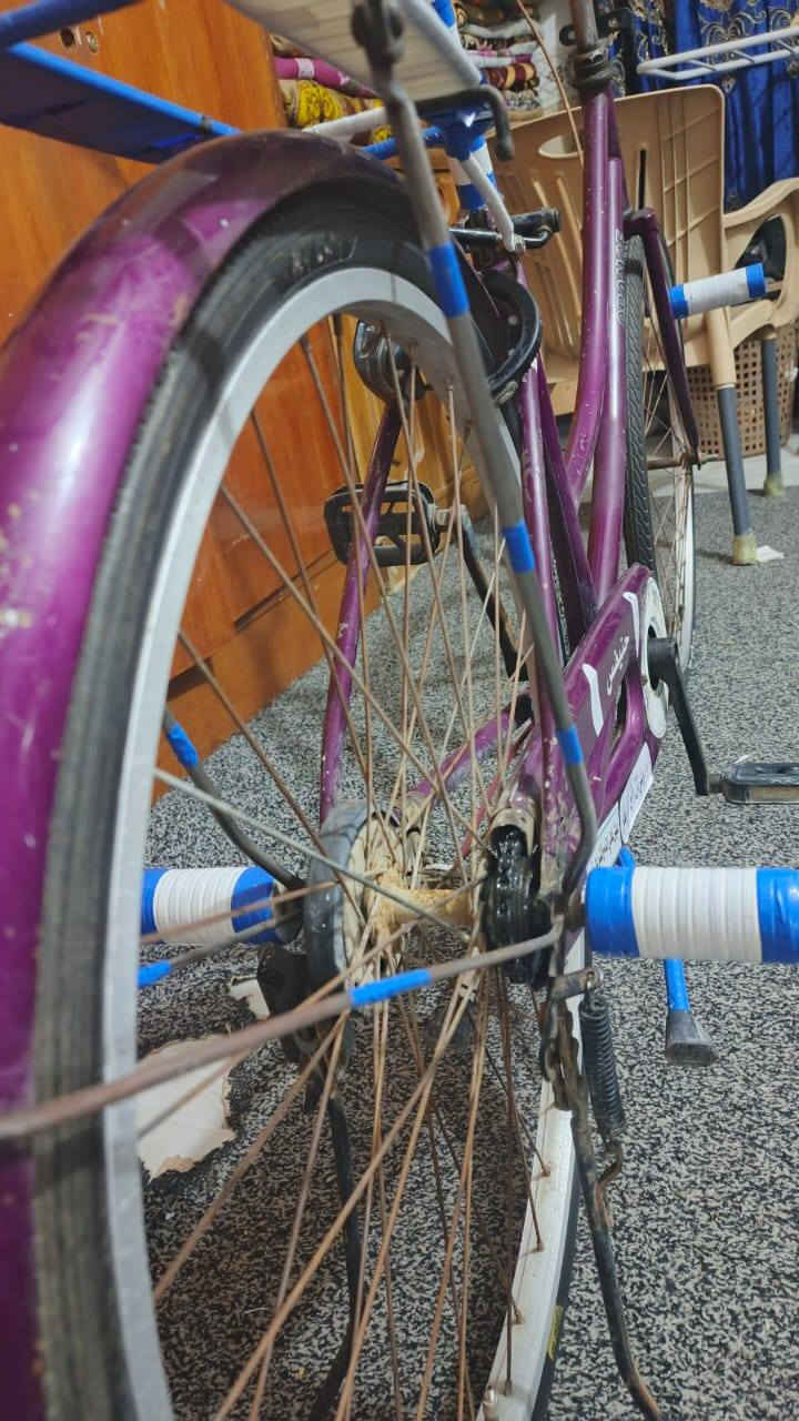 ***********.   سعر. 80.
