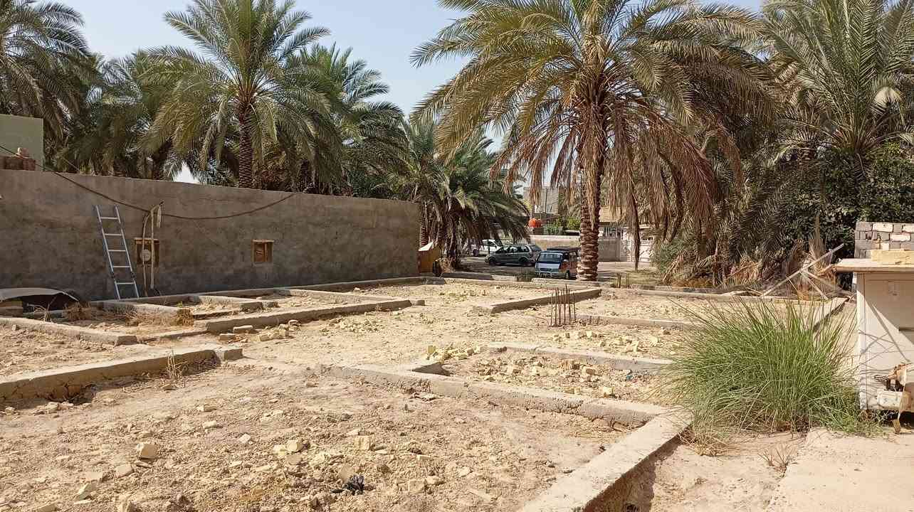 السلام عليكم
بتلو للبيع  مساحه400 متر 
خارطه درجه اولى
مكان الحله منطقة عنانه
متوفر تبليط ومي وكهرباء 
السعر 35 وبي مجال بسيط 
للاستفسار ***********
 الثاني ***********
