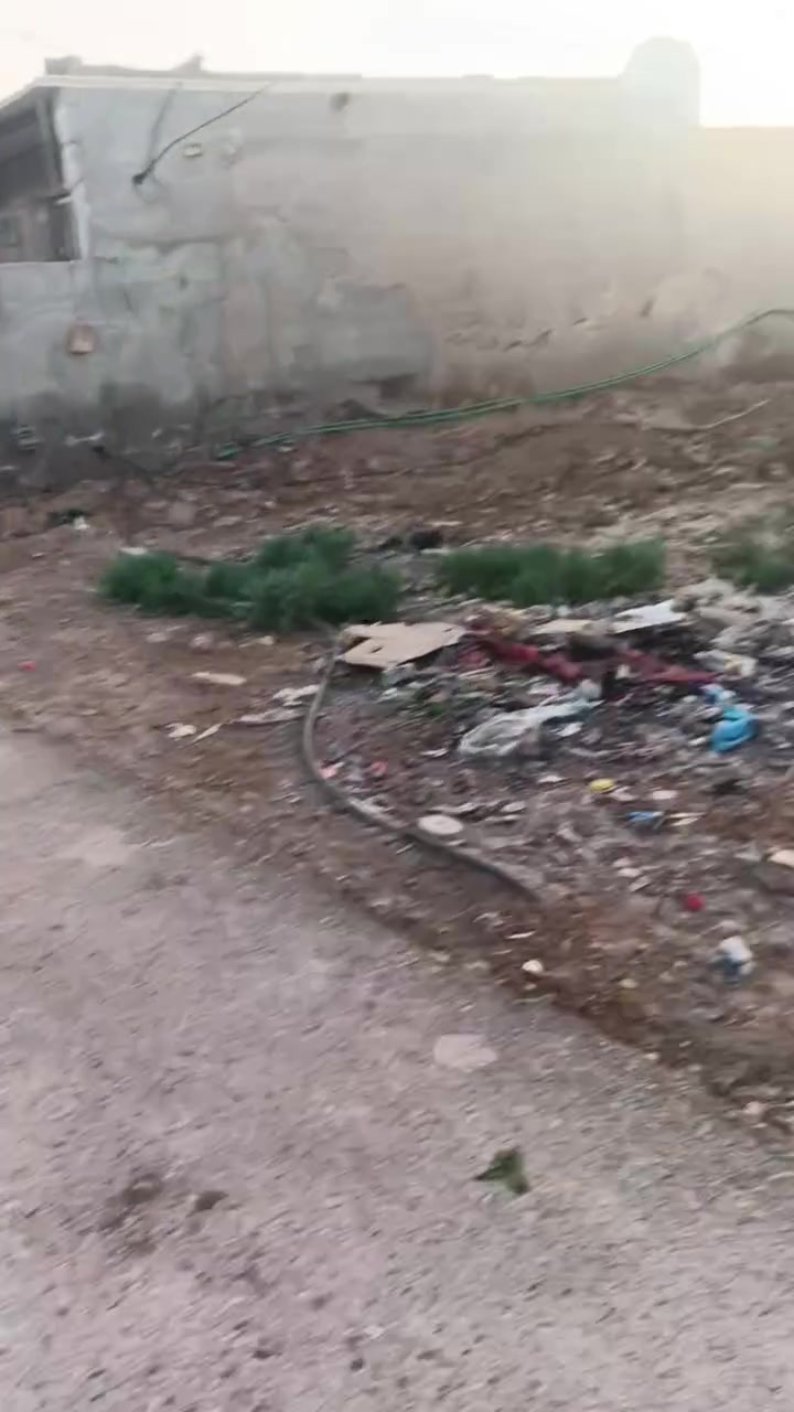 قطع زراعي قرب السيطرة شارع الملعب 230 متر المفرد طبك 460 متر كافة الخدمات متوفرة مي كهرباء تبليط 
***********
