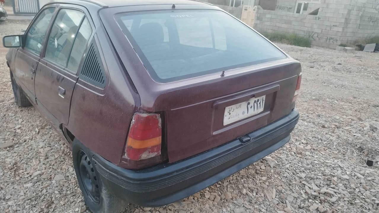 بەناوی خوای گەورە ئەم ئۆپڵە کادیدە بوگورینەو  فروشتن نرخی 9گەڵاو مەعامەلەیەکی زور کەم ئارم پلاسیک سلیمانیە مەکینە 16 گیر عادی چوار تایە باشی لەژیرە ماڵی فەقیرە و مەسروفی کەمە لەسلیمانیم *********** \  *********** السليمانية, العراق
