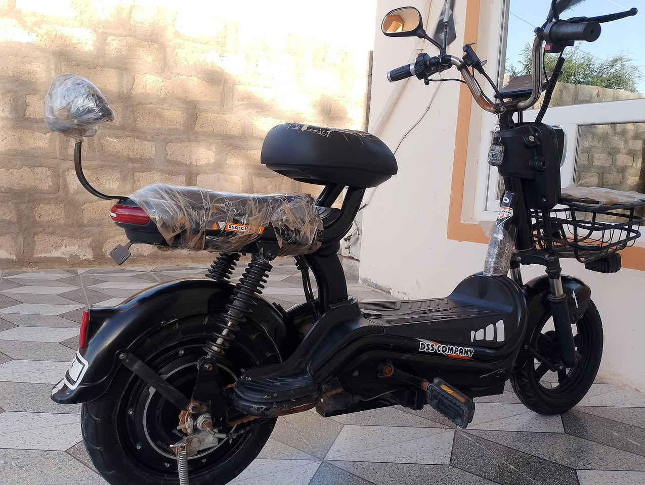 رقم ***********
مطور شحن نضيف جداً حجم 14 بطاريات بل شرط فول مواصفات بصمة وقفل ريمون وكهربائيات كلهة شرط سعرة 250 وبي مجال قليل مكاني تكريت العلم قرب سيطرة 14

