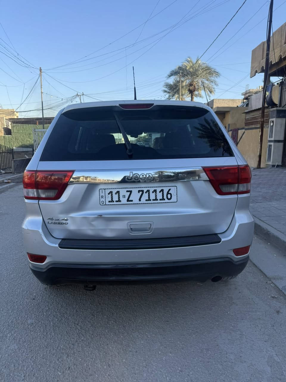 السلام عليكم جيب شيروكي كراند موديل 2011 خليجي السيارة بيهة صبغ جاملغين  و بنيد فقط اثر بطش  بدون حادث فقط صبغ بدون معجون السيارة فول مواصفات ماوس فور ويل بصمة السيارة رقم بغداد مشروع وطني الرقم الجديد اب اسمي مكان بغداد رقم الهاتف ***********
