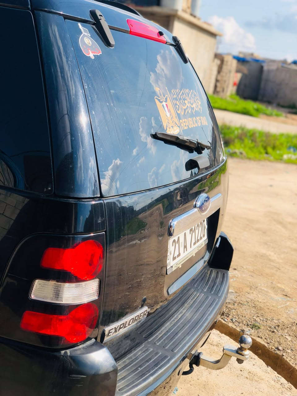 للبيع فورد اكسبلور
موديل 2008
محرك بلادي 4000 
دفع رباعي 4×4
بطاقة بانزين بيها 
تخم تاير جديد
بدون ضرر
فقط بار على كد شبر بصندوك 
السعر 95 
رقم الهاتف ***********
