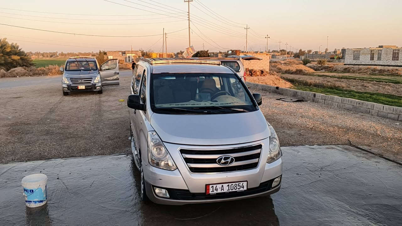 السلام عليكم من رخصه صاحب الكروب ستاركس موديل 2010 رقم بصره انكليزي سانويه 32 مكينه وكير جدا تخوم تاير سياره جاهزه مال جنان سياره كفاله سعرها 132 ابيها مجال مكلف بالنشر رقم صاحب السياره‏‪***********‬‏
