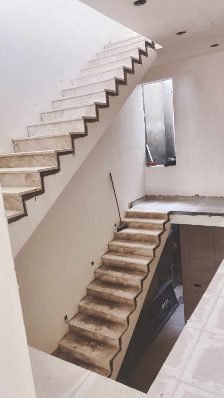 خلفا سيراميك شغل درجه اولي تسليم مهندس
اللتزام في العمل ودقه في الاداء
 ومتاح كادر كامل
 متفرغ حاليا
 وهذا رقي مصطفى المصري***********  ☺️***********
