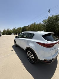 ، متاح كيا سبورتج موديل ٢٠٢٠ ماشية ٦٩ الف، السيارة مكفولة كير ومحرك وم...