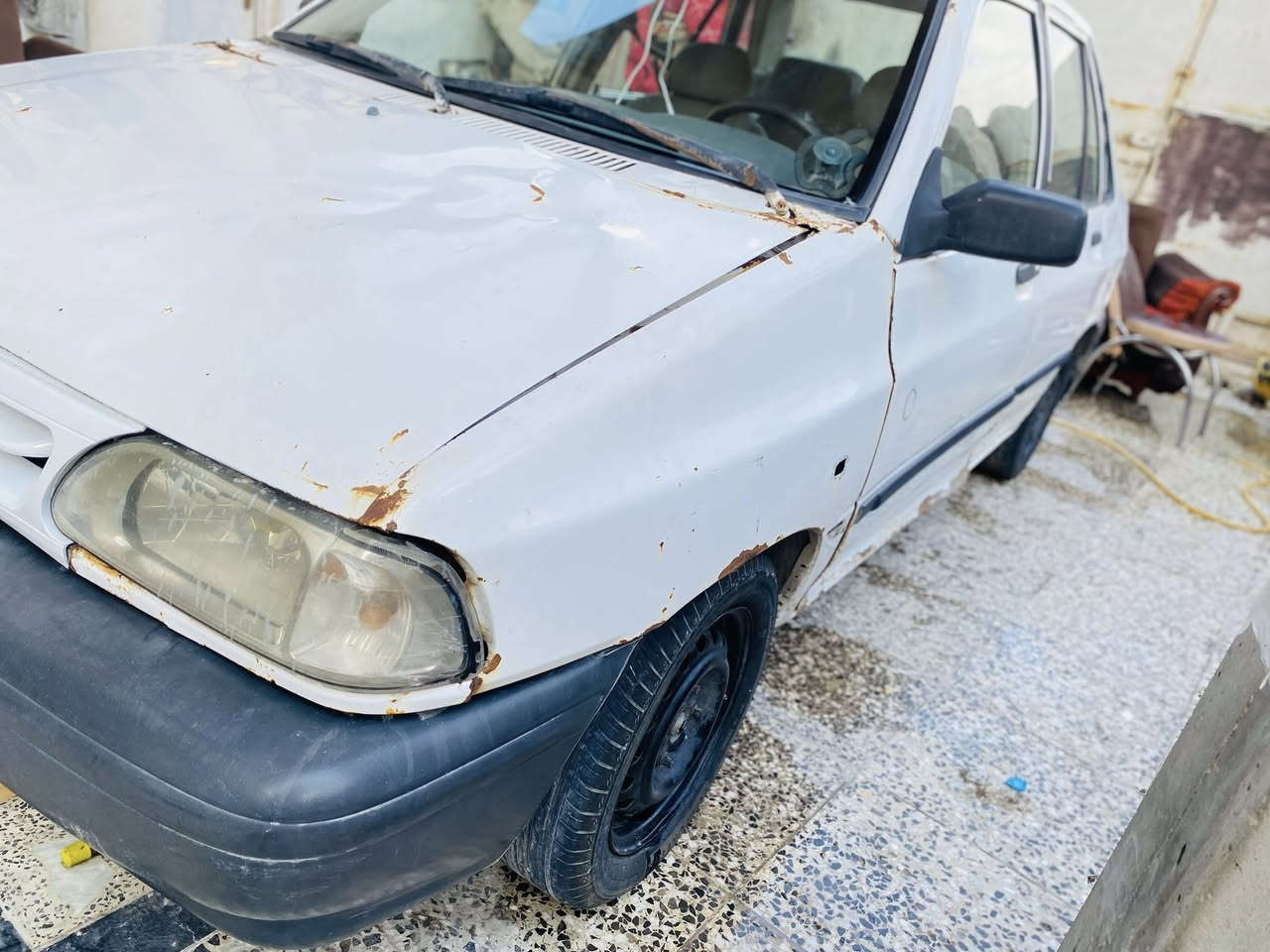 السلام عليكم 
سايبا موديل ٢٠١٥ 
رقم ذي قار خصوصي 
السعر 20 ورقة وبيها مجال 
كير مكفول 
محرك يبخر من القبق 
باور ستيرن ومشط ستيرن ابريك تايرات مكفول 
سستم سماعات كامل 
داخلها بعده بلادي نظيف 
صدرها تعبان يراد تبديل 
كهربائياتها شغالة 
راعيها موجود بالناصرية موجود رقمة 
اني ابيع كوم حديد
اكفل فقط سرقة وعشائر فقط 
 0774 654 4304
