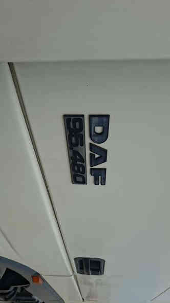 بسم الله الرحمن الرحيم 
النوع السياره . داف XF95.480 . تاك ويل دبل قماره راس تريله فقط لل بيع 
موديل  2006. , حجم محرك  480.  
مواصفات . تبريد . تايدر . 5 طقات . ثلاجه داخل كير عادي . طخم تاير 
 كير محرك اكسن قماره شاصي صبغ مكفول كفاله عامه شرط 
رقم سنويه جديد تحويل مباشر 
السعر  170 معا مجال 
عنوان معرض . هوار  طريق دهوك موصل جمبور عميريه 
***********
***********
