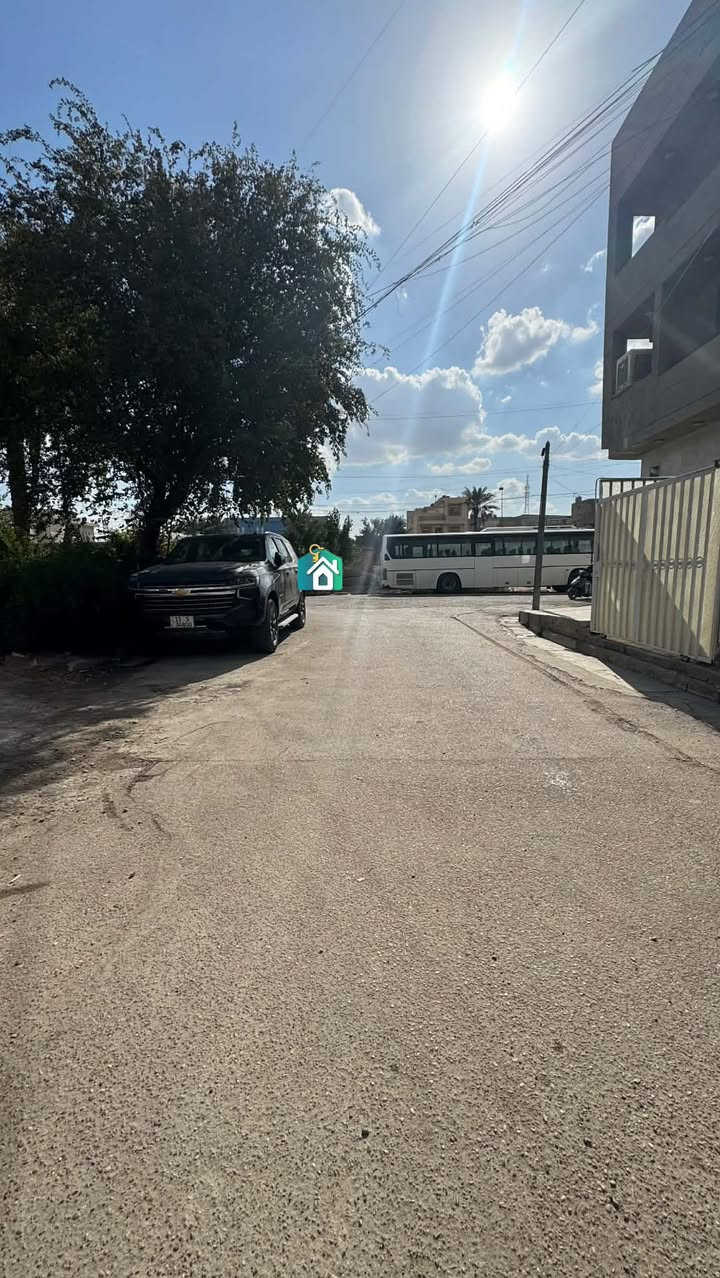 قطعه أرض للبيع ركن 
مساحه 113 م واجهه 8.70 م نزال 13 م 
في شارع فلسطين محله 506 موقع مميز جدأ للسكن 

موقع . المكتب شارع فلسطين تقاطع الصخره قرب مختبرات النخبة اللاستفسار الاتصال ***********✨***********

نستقبل كافة العروض السكنية والتجارية 🏢🏠

#بيع #شراء #لاارضي #ايجار #تعقيب #معملات #مقاولات
