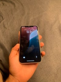 ايفون XR • ٦٤ • بطارية ٧٦