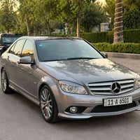 بسم الله ماشاء للجناية واليعرفون قيمة السيارات c200 2011 فول الفول وار...