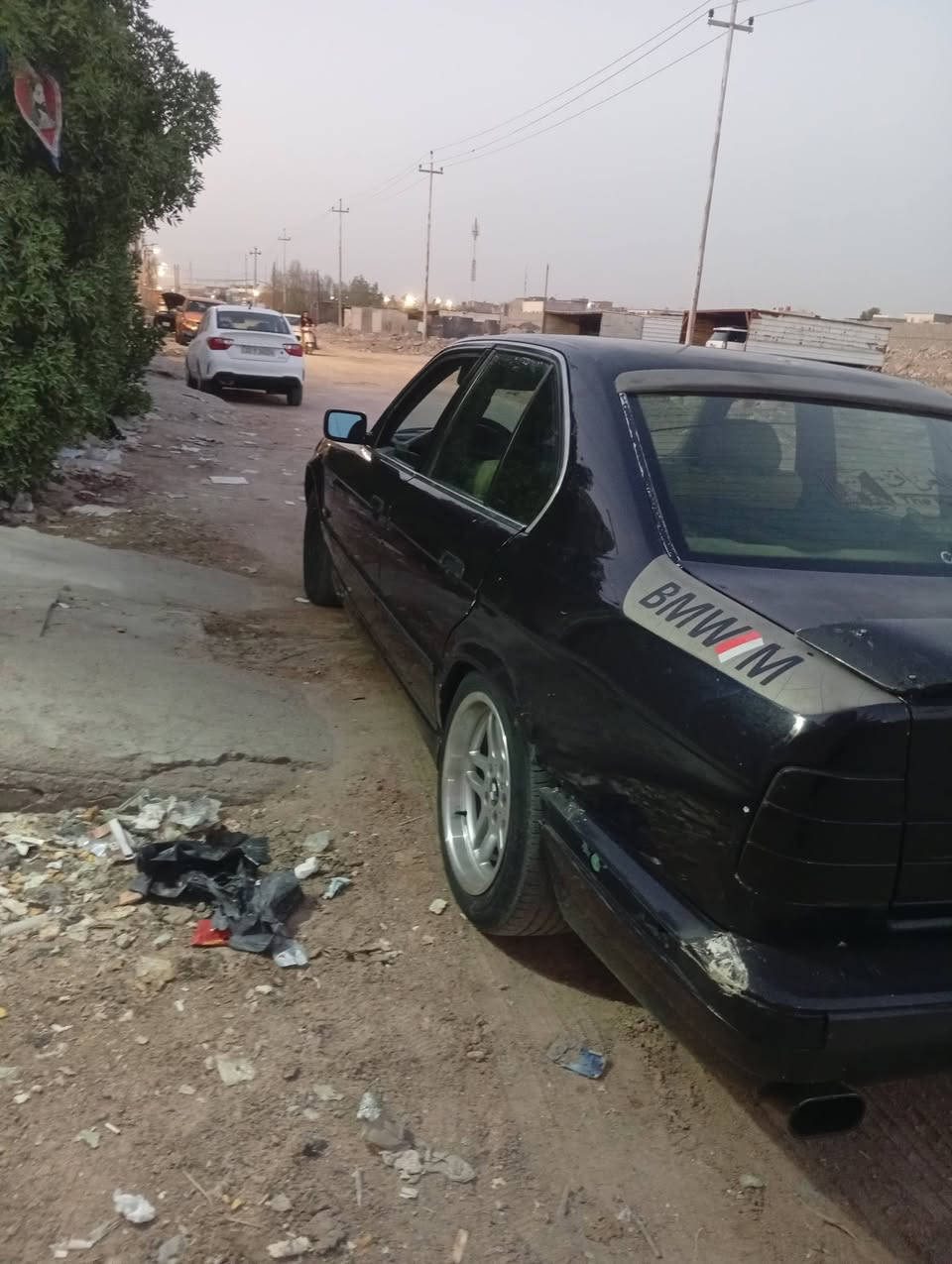 بي أم 525 موديل 91 السعر 38 وبيها مجال العنوان أبو الخصيب ***********
