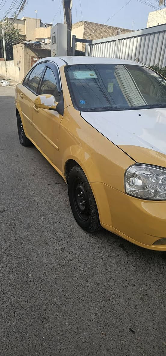 سلام عليكم مرخصه ادمن أوبترة للبيع موديل ٢٠١١ مابيهة نواقص حرة بسمي بيهة خشم جاملغ او بنيد مضروب ومعمر كفالة كير او مكينة صدرها نص عمر سعر ٦٠ او بيها مجال بسيط رقم 
*********** عنوان بغداد جديدة
