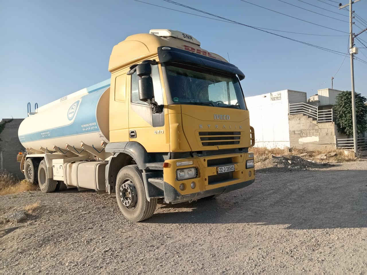 اڤیکو ستاریلس مودیل 2007
هاڤ ریتیادر اوتوماتیک 
فول فول موسفات 
کیر اوتوماتیک 
مکینە کوسور 10
حجم مکینە 420
کل بشرت مکفول کفالە عام 
رقم اربیل جایز للشغل 
تانکی و بدون تانکی مبیوع 
***********
سلیمانی
