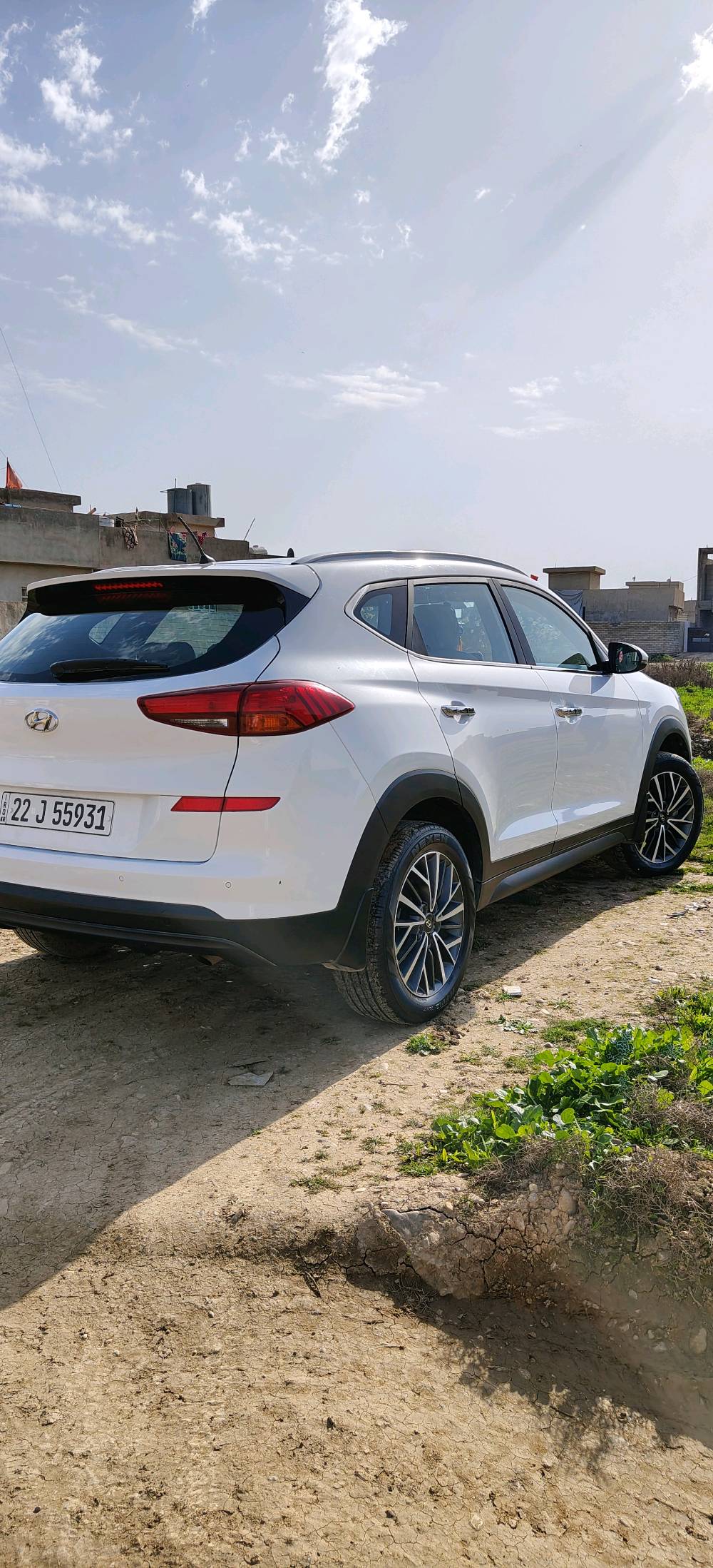 السلام عليكم
توكسون 2020 
كشنات كهربائي 
شاشه  كبير كاميرا خلفيه 
ماشي 25 الف فقط 
سبير ما نازل بعد 
رقم اربيل باسمي كربون بنزين 
***********
‏‪0770 564 7780‬‏
سعر 240
السيارة وضع شركة مكفول 
. مكان الموصل القبه قراقوين
