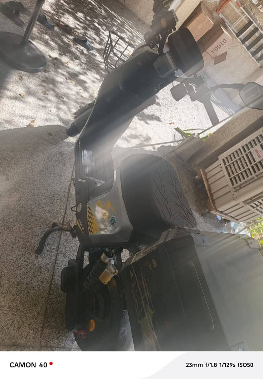 جديده لك توني مشتريهه صار عندي ضرف ودبيع   بطاريات ليثيوم 36امبير  شادلهة  السعر 650
مكاني السيديه 
***********
