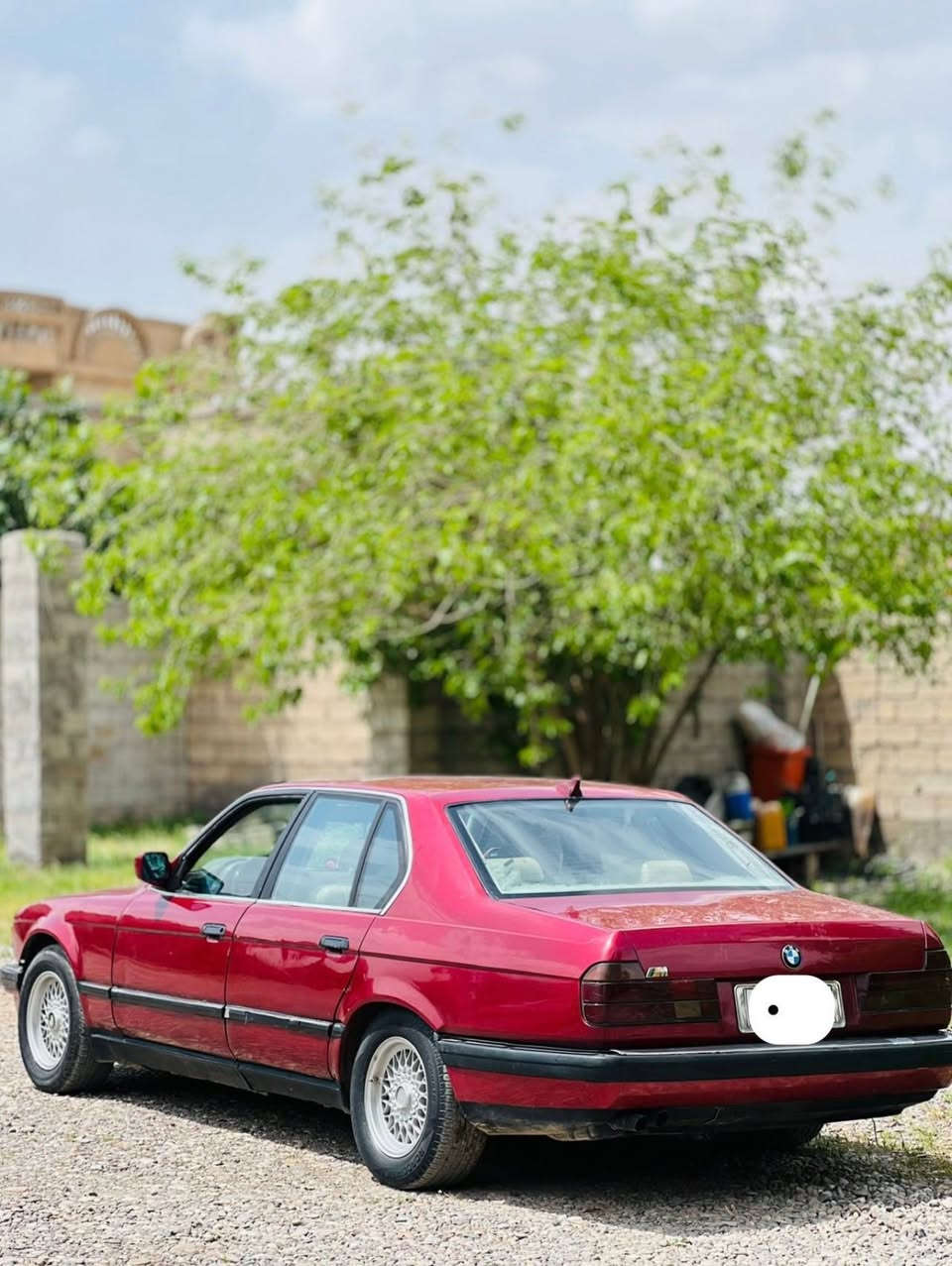السلام عليكم                                                                            بي إم  BMW 
حجم/730
موديل/1992
فول مواصفات كشن جلد فتحة ايرباگات
تبريد ثلج ❄️ 
شرط لا صرف ولا نفخ 
سياره جاهزة 
رقم نينوى شرط التحويل
هـ***********
