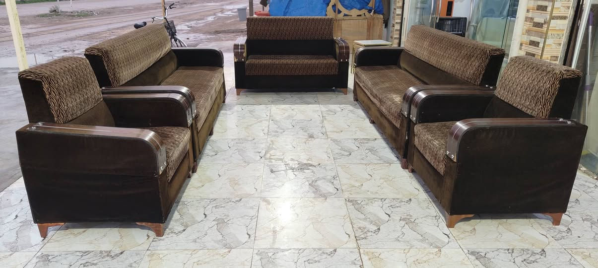 تخم قنفات خمس قطع يلزم 10 نفرات سعره 150 الف 
معرض ومعمل سند للبيع وشراء الاثاث المنزلي جديد ومستعمل داقوق سايدين العشاير قرب صيدليه النعيم دكتور خليل يوجد لدنيا تفصال قنفات وديوان حسب الطلب وباحدث الموديلات الاستفسار ***********@***********
