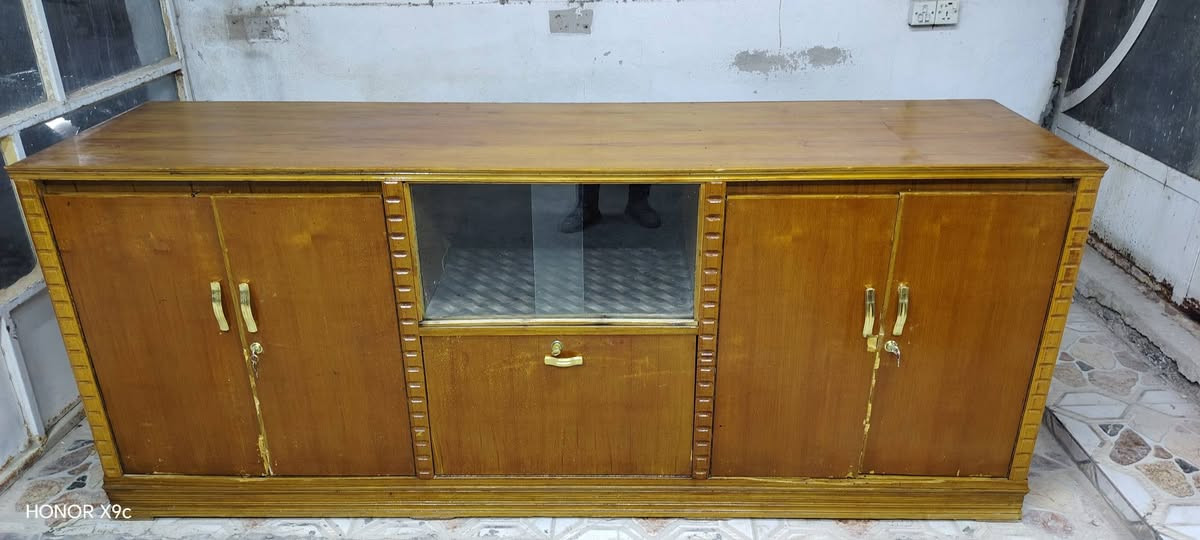 بوفية ٢متر٩٠بيهة مجال
ثلاجة حجم صغير ٦٠بيهة مجال

غسالة ياباني تغسل بطانية سعر ٨٥وبيهة مجال 

مكان المفرق فلكة نهودة للتواصل ***********
