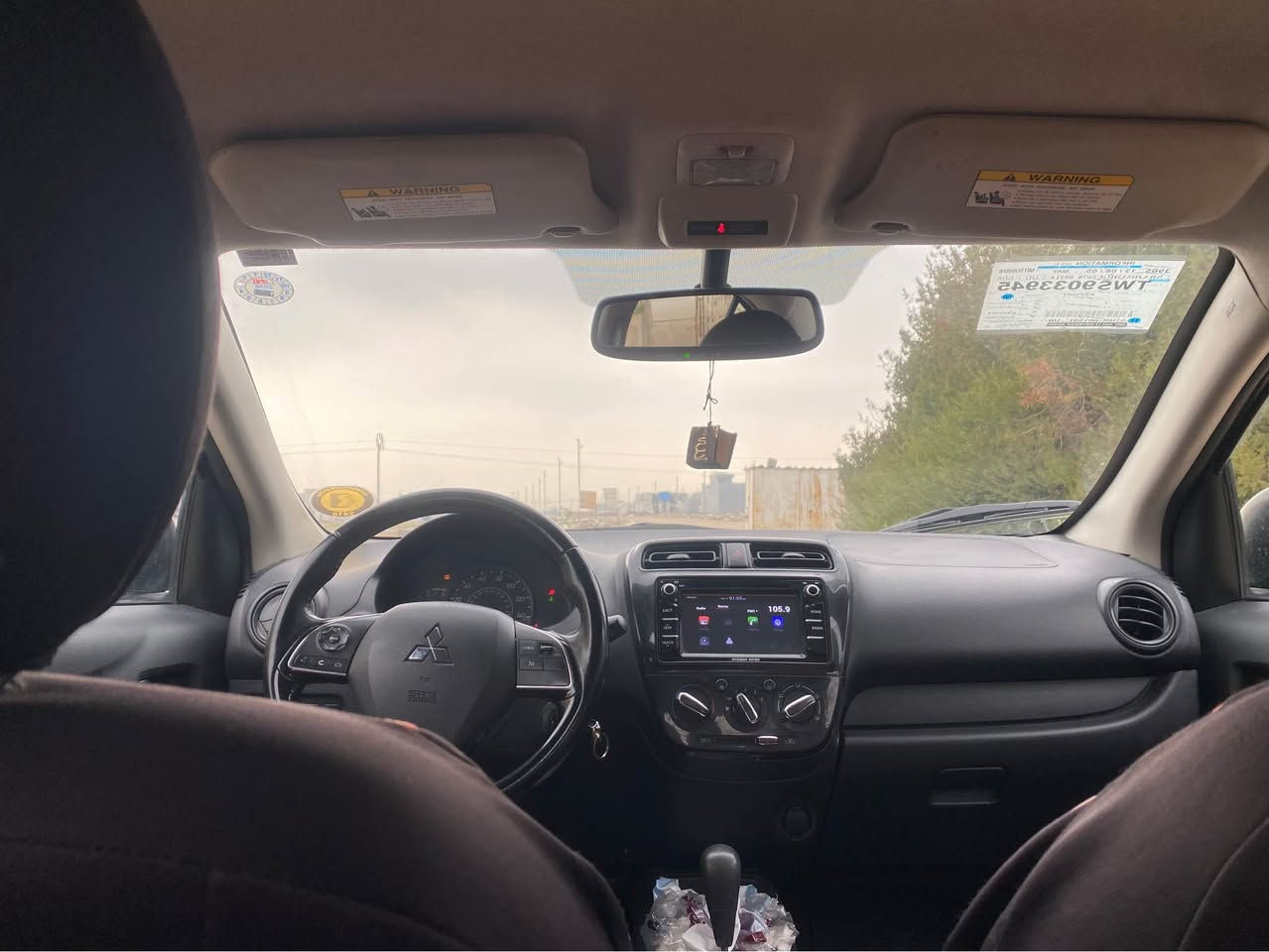 میراج مۆدیل ٢٠١٧ گیر تماتیک و چوارجام کارەبا و ئاوینە کارەبا و شاشە و کامیرا و سوکان فولیوم و تحدید سورعە و ABS و تراکشن سیارەکە ٢ پارچەی سبوغە جاملغی پشتەوە و دەرگا پشتەوە سکن پێشی کەپسە پشتی قرچیکی هەیە بەنێ ئیرباگە گیر و مکینە و تەبرید بەشەرت توند و تۆلە رەقەم و سەنەوی نویە ٢٠٢٩ هەزەی مانگی ٣ نرخی ٧٦ وەرەقە و کەمیک مجال ٥٥٠ دۆلار غرامەی لەسەرە دوای معاملە دەگەریتەوە شوین هەولیر
*********** أربيل, العراق
