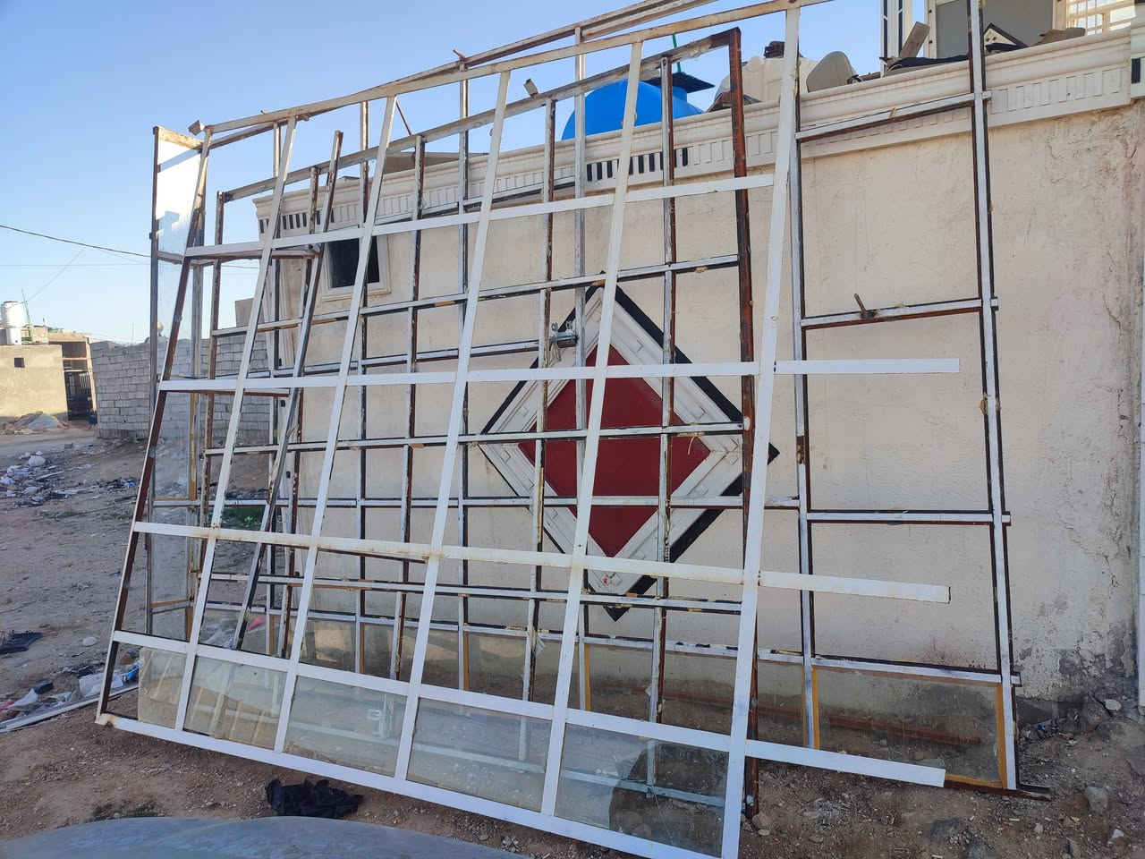 جام خاني 12متر جامه موجود السعر 750الف العنوان النجف شارع المعمل ***********
