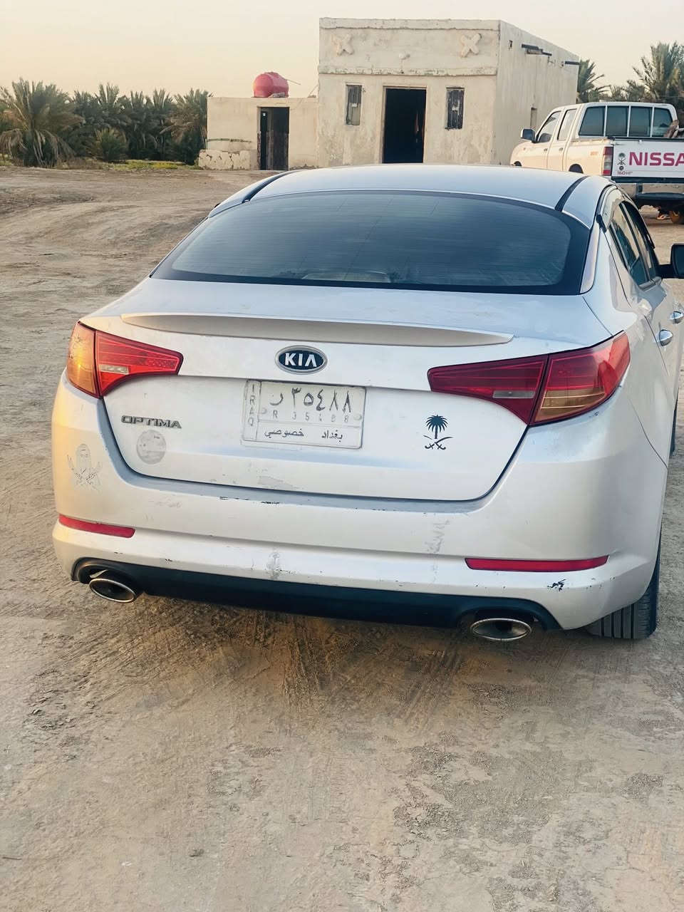 سلام عليكم وبتيما مديل 12 خليجي محرك 2400 مفتوح بيه كازكت فقط وشرط لا تبخير وله تنقيص بيه صبق بنيد وباب بدون دواخل وباقي كفاله عامه حداديه وتخم تاير جديد رقم بغداد سنويه 28وبسم راعيه شرط التحويل السعر 105 وبيه مجال الشراي ترهم مراوس ب 8 مع الفرق  مكاني السماوه الخضر ***********
