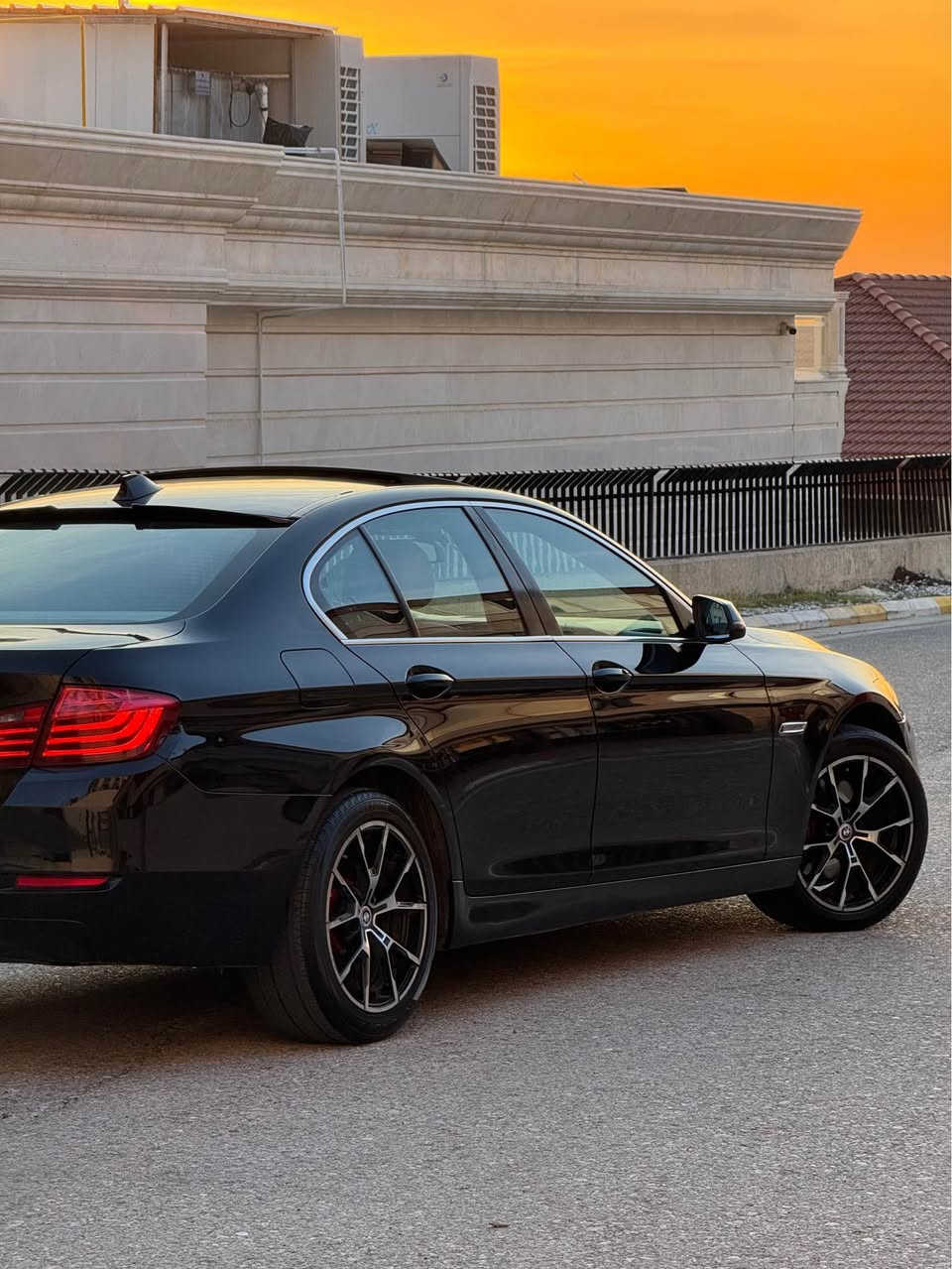 bmw aluroush
بیئێم ٥٢٠ ٢٠١٥ سفری عروش خلیجی بێ بۆیاخ بێ سارد
٥ پەردە شاشە کامێرا سلایت ناوزەرد بەسمە رادار لایت لیدو عەدەسە برێک بەسمە کوشن جلدو کارەبا ٣ مۆدی لێخورین ئۆتۆ ستارت تەبرید دووزۆن تەحەکوماتی سوکان تراکشن کۆنترۆل سوکانی ئێم
گێڕو مەکینە نەکراوەتەوە مەکینە ٢٠ تۆربۆ بیلادی
رەقەمو سەنەو و بەزەی تازەیە بەناوی خۆمەوەیە
٤تایەی لۆکی لەسەرە کامل پێش و دوام تازە سێرڤس کردووە
١٨٦ گەڵاو معامەلەیەکی زۆر کەم
*********** السليمانية, العراق
