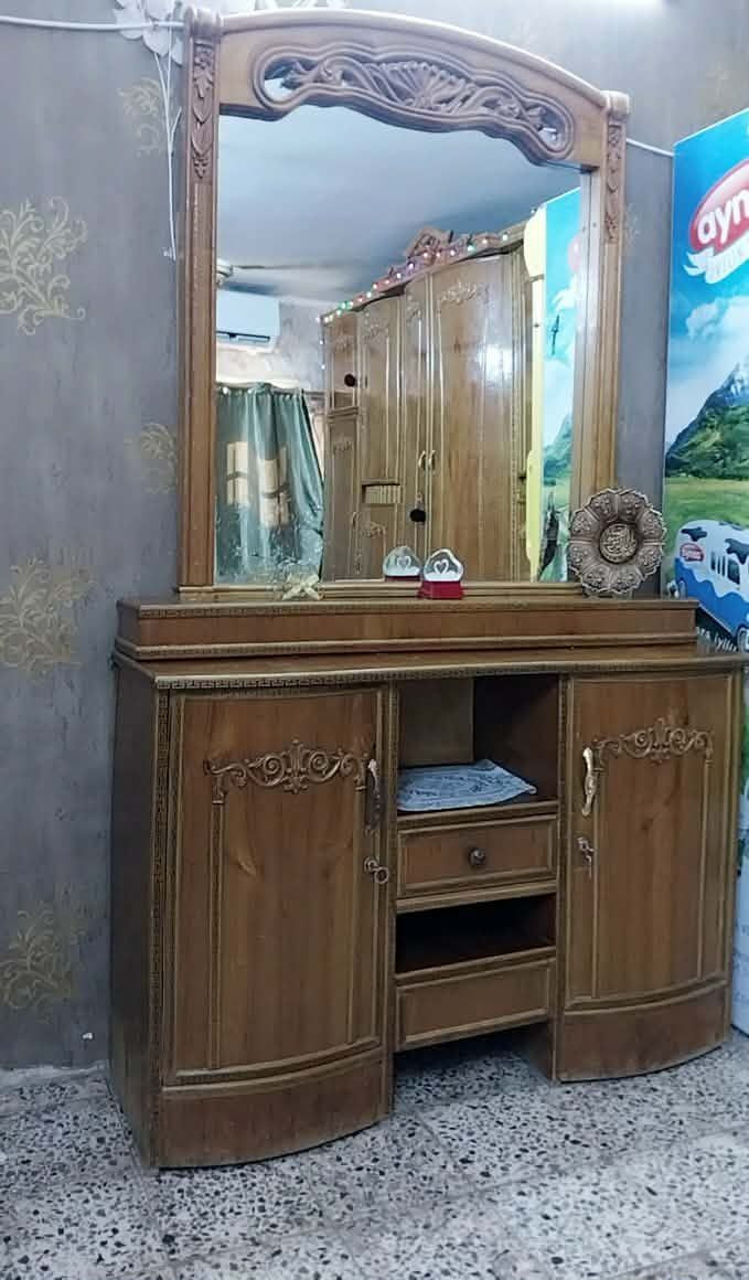 للبيع غرفة نوم صاج تزكام بعدها جديده مستعجل ع بيعتها اريد اشيل السعر ب 900 وبيها مجال لشراي العنوان بغداد الامين تفضلو خاص اطيكم رقم


**إذا كنت صاحب هذا الإعلان وتريد حذفه لأي سبب، رجاءا أرسل رسالة إلى الدعم الفني**