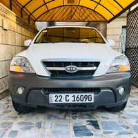 سورنتو موديل 2009  لون ابيض  انضف سورنتو موجود   استخدام شخصي نظيفه جد...