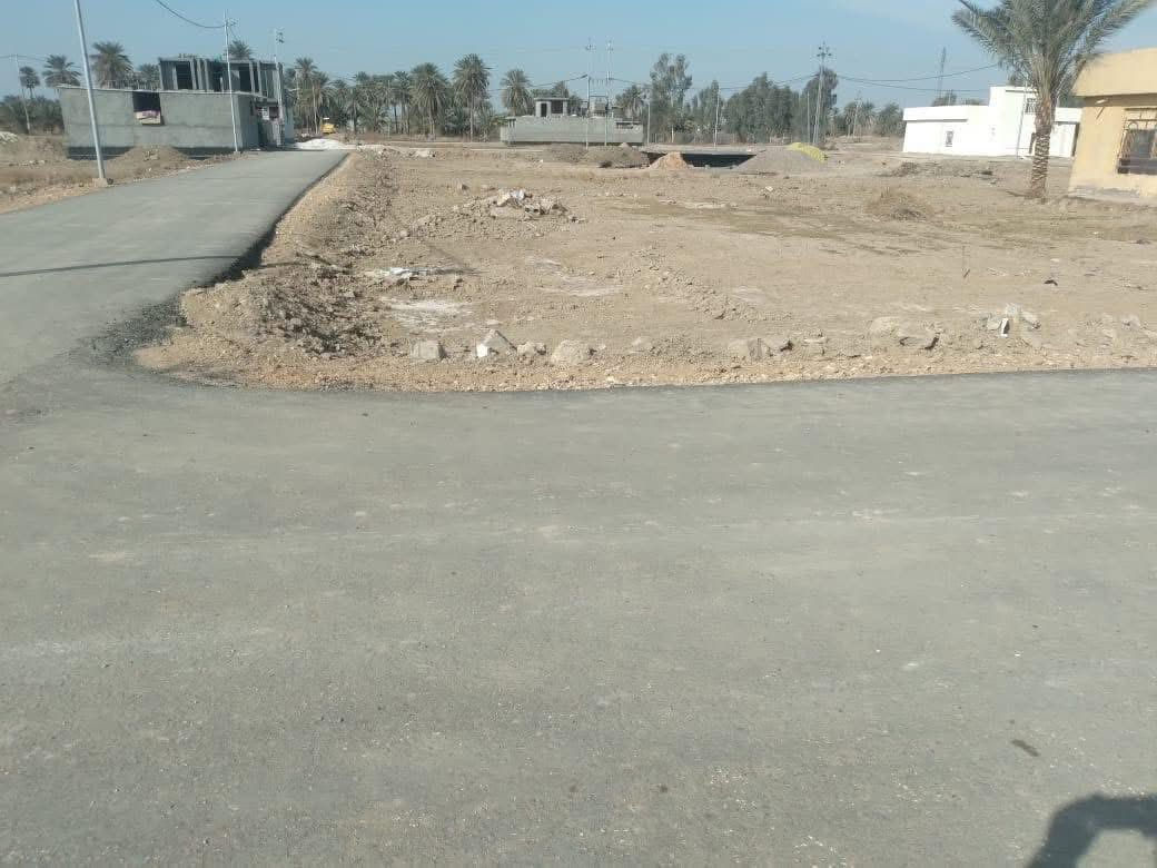 السلام عليكم قطعة للبيع في حي علي السالم الجديد المساحة 220 قطعة ركن على شارعين تبليط 
الحي كامل الخدمات ماء وكهرباء وتبليط
السعر 23 وبيها مجال 
للاستفسار الاتصال على 

: ***********
***********
