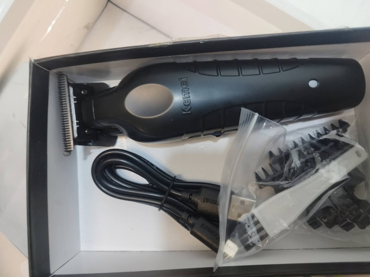 السلام عليكم
مكينه بهذا الشكل... 20 الف مع التوصيل


**إذا كنت صاحب هذا الإعلان وتريد حذفه لأي سبب، رجاءا أرسل رسالة إلى الدعم الفني**