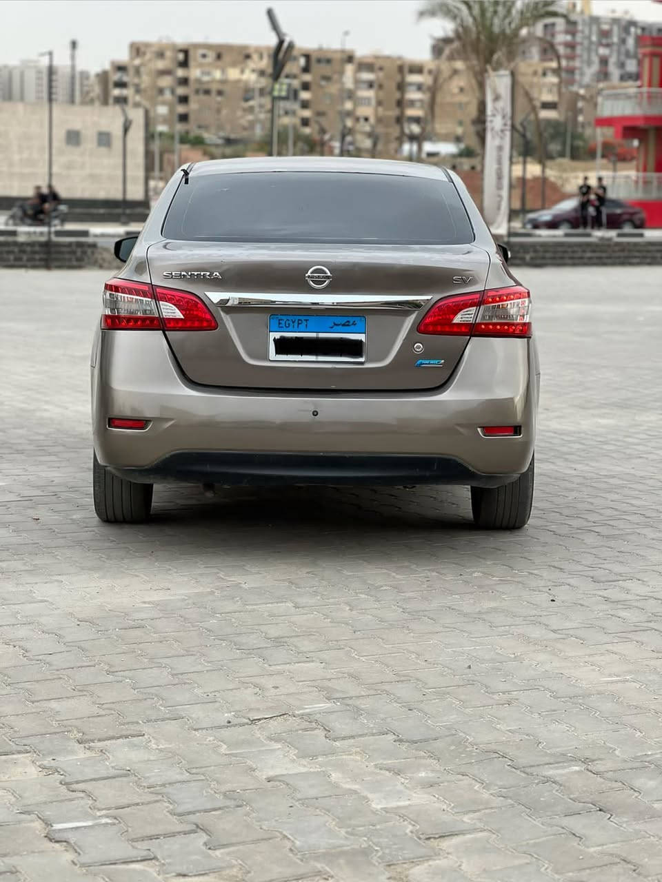 بسم الله توكلت على الله 🤍 

🚘 نيسان سنترا 2019 – توب لاين 

مش كل سنترا في السوق نفس المستوى

في عربيات بتتقيّم بسعرها، وعربيات بتتقيّم بحالتها 👌

━━━━━━━━━━━━━━━━━━

✔️ موديل 2019
✔️ توب لاين
✔️ لون برونزي مميز
✔️ فابريكة بالكامل (رشة حزام نظافة)
✔️ عداد 110,000 كم
✔️ صيانات منتظمة من الزيرو
✔️ رخصة سنة ونصف
✔️ مرور القاهرة

━━━━━━━━━━━━━━━━━━

✔️ بصمة داخلية وخارجية
✔️ شاشة تاتش + كاميرا خلفية
✔️ Apple CarPlay
✔️ جنوط سبور
✔️ تارة مالتي فانكشن
✔️ ليدات أمامية وخلفية
✔️ فوجات

━━━━━━━━━━━━━━━━━━

✔️ فرش جلد
✔️ أرضية جلد

━━━━━━━━━━━━━━━━━━

📍 المعاينة: مدينة نصر 

📲 للتواصل:
☎️ 01037869735
☎️ 01283312825


**إذا كنت صاحب هذا الإعلان وتريد حذفه لأي سبب، رجاءا أرسل رسالة إلى الدعم الفني**