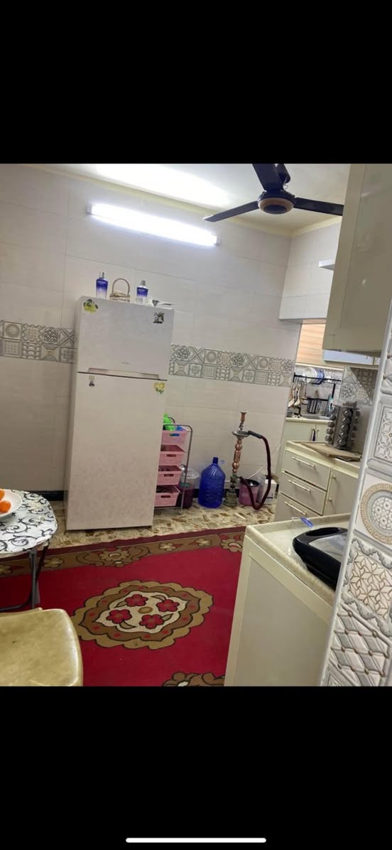 سلام عليكم ١٠٠ متر طابو الحسن العسكري ١٠ في ١٠ ركن ***********
