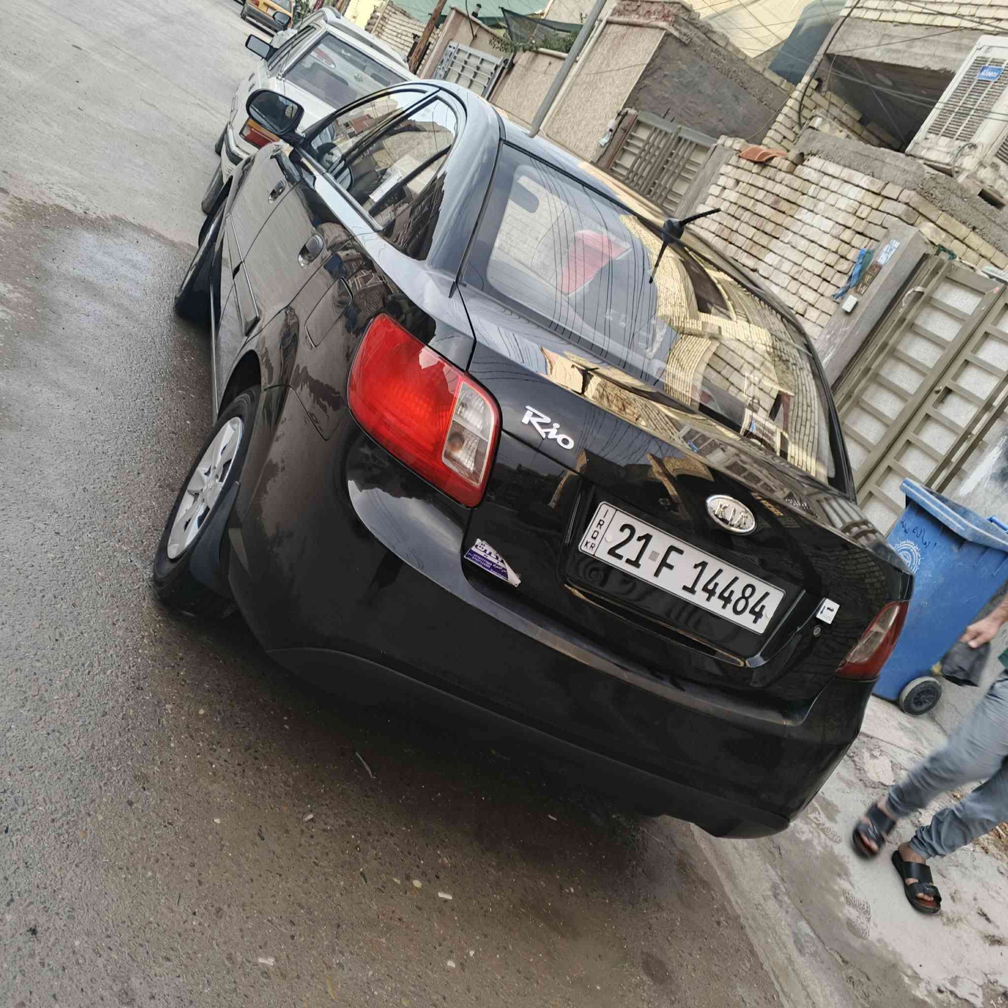 السلام عليكم كيه ريو 2011  سياره جاملغ و بنيد  صبغ فقط سياره محركه 1600 دوش  السعر 86 منطقه الشعب  رقم ***********
