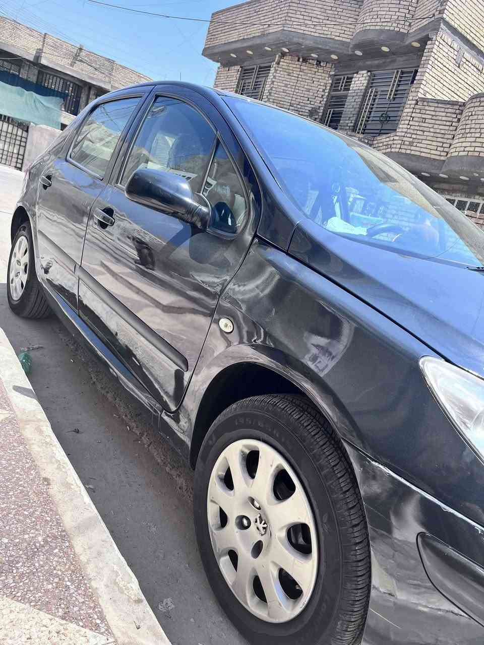 سلام عليكم بيجيو ٣٠٧ موديل ٢٠٠٦ سيارة بأسمي رقم وهزه جديد سنويه ٢٠٢٨ تبريد ثلاجه منظومه جديده فريز جديد مرفق بالصور صدر جديد ادامه كامله كله وكاله كير مكينه دهن كير مبدله جديد قايش تايم كيس سياره بيها صبغ عام جماليه اثر جراد
 السعر ٤٨
*********** 
مكان الزعفرانية

