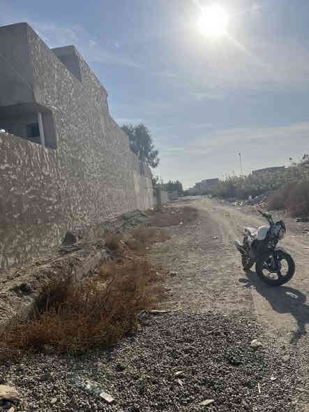 اعلان من #النيزك_للعقار لبيع وشراء الاراضي و الدور الزراعية والسكنية والمقاولات العامة 
-------------------------------------------
 قطع اراضي للبيع  بسعر مناسب 
 
موقع الارض 
 - صلاح الدين - قضاء بلد -حي الازدهار قريبة جدا من المحلات 
￼
مساحات القطع : 200م

📄 نوع العقار : سند زراعي 
--------------------------------------------

للاستفسار والتواصل : *********** - ***********

او زيارة مكتبنا الكائن في - صلاح الدين - بلد - شارع الامير - مقابل عيادة الدكتور قاسم حاتم
