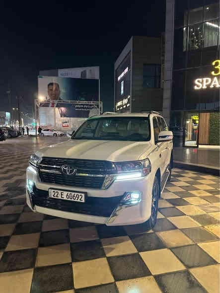 لاندكروز 2021 شركات
ماشيه 35 الف / كم السياره كلش جديده وبعدها بحاله الوكاله
رقم أربيل تحويل مباشر
مواصفات
فتحه سقف
2 أيرباك
جنطه كهرباء
کامرات
كرسي كهرباء
محرك 6 سلندر
وغيرها من المواصفات
مكان السياره بغداد السيديه 
السعر 533وبيها مجال
*********** بغداد
