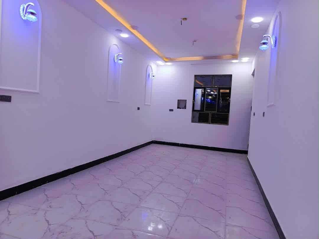 150طابقين بسعر مناسب التفاصيل على الرقم ***********
