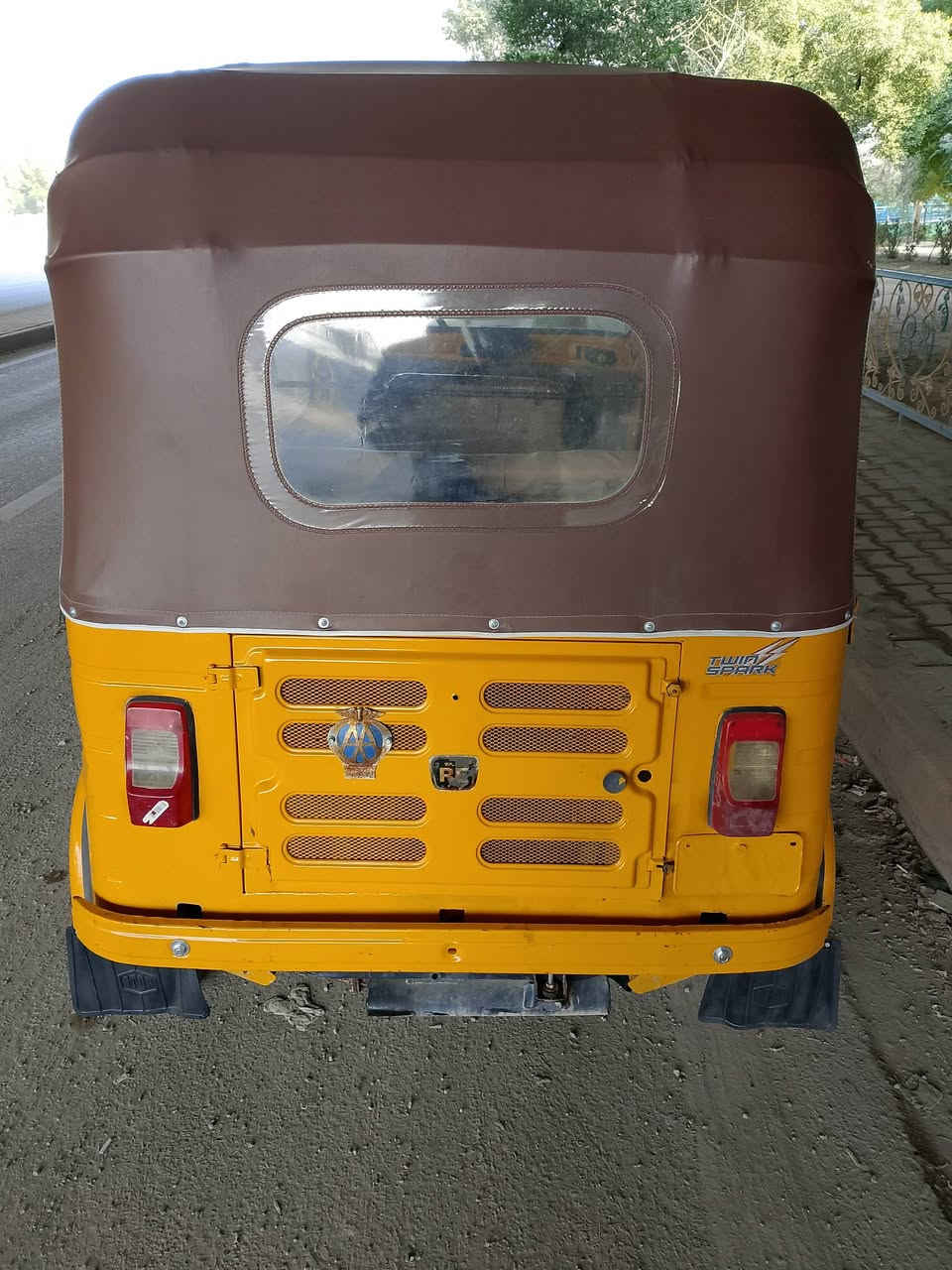 السلام عليكم 
تكتك للبيع موديل 18
تكتك بسمي ثاني يوم احولك 
تكتك مصبوغه جماليه 
مكينه 20 خير من الله 👌
عنوان ديالى قضاء الخالص فلكة مصطفى جواد📍
السعر اتصل ودلل 
رقم الهاتف ***********
تحياتي للجميع🫡🫡
