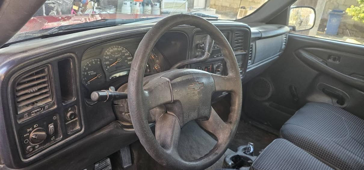 السلام عليكم سلفرداو موديل ٢٠٠٤ مزاد دفاع المدني سياره كفاله من كلشي كير مكينه اكسن حدايه ومعاملته جاهزه للترقيم كبل السعر ٦٥ وبيه مجال قليل مكان السياره سماوه  لتفاصيل اكثر تصال *********** شباب لحد يراسني مارد عل خاص خابرني وبخدمتك
